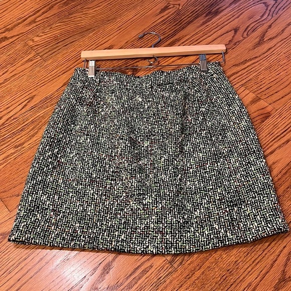 Women’s Green Printed Skirt Size 8 - Picture 1 of 4